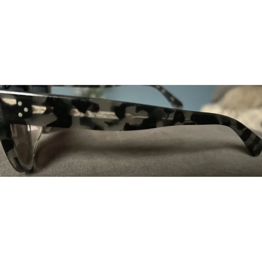 Celine Women's 58MM Flat Top Two‎ Tone Sunglasses CL40001F 56K
